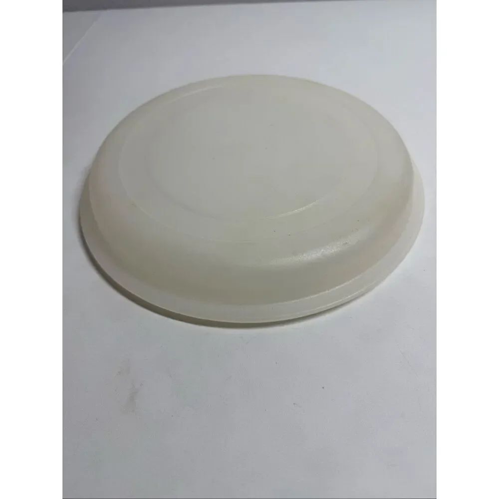 Tupperware Plate Cover 1767-4 Lid/in good used condition frosted clear